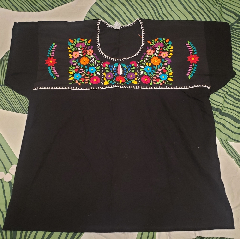 Embroidered Black Top / Tunic